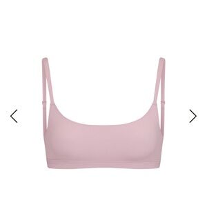 FITS EVERYBODY SCOOP BRALETTE
DUSK